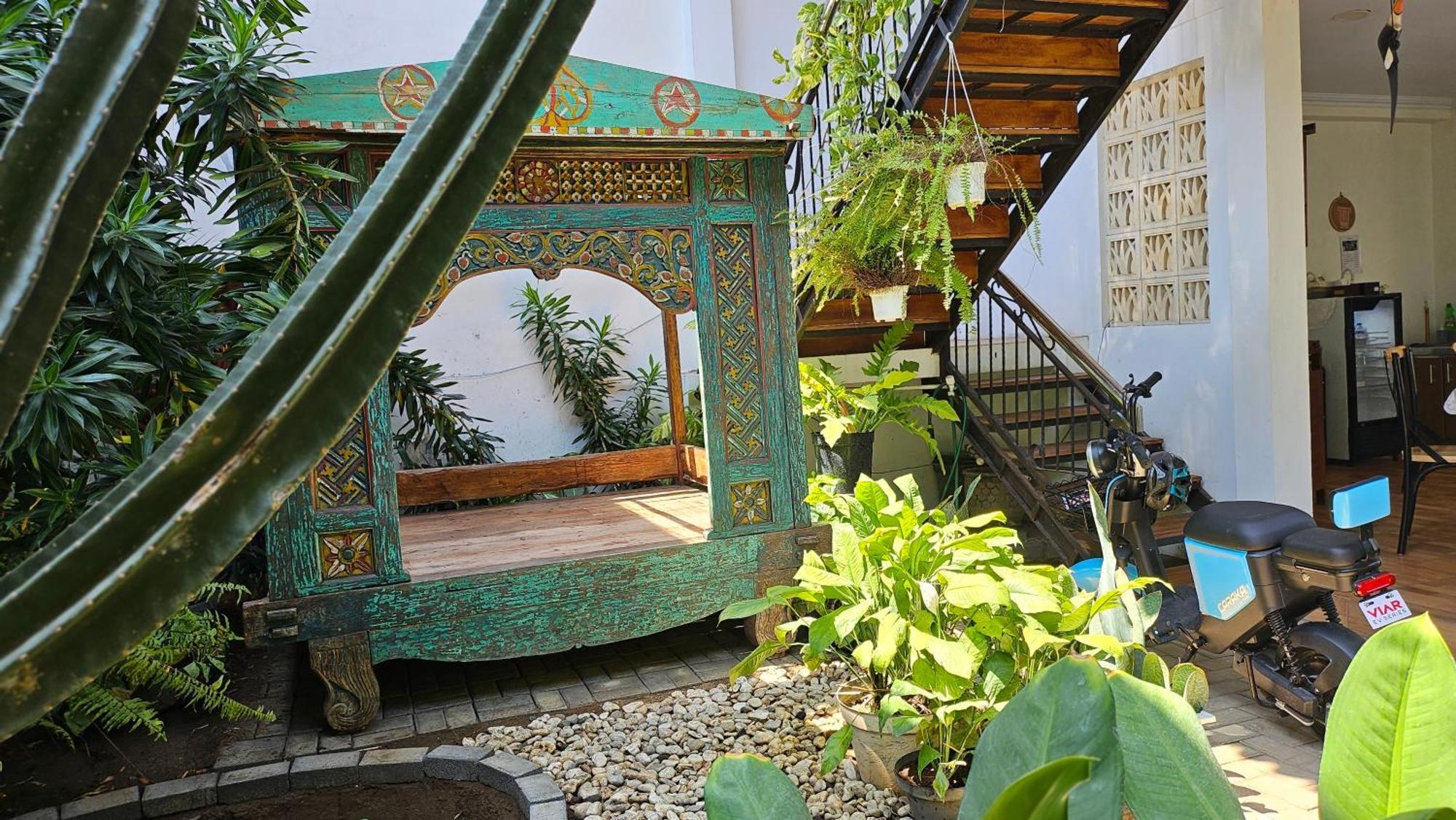 Surokarsan 9 House Yogyakarta 호텔 외부 사진