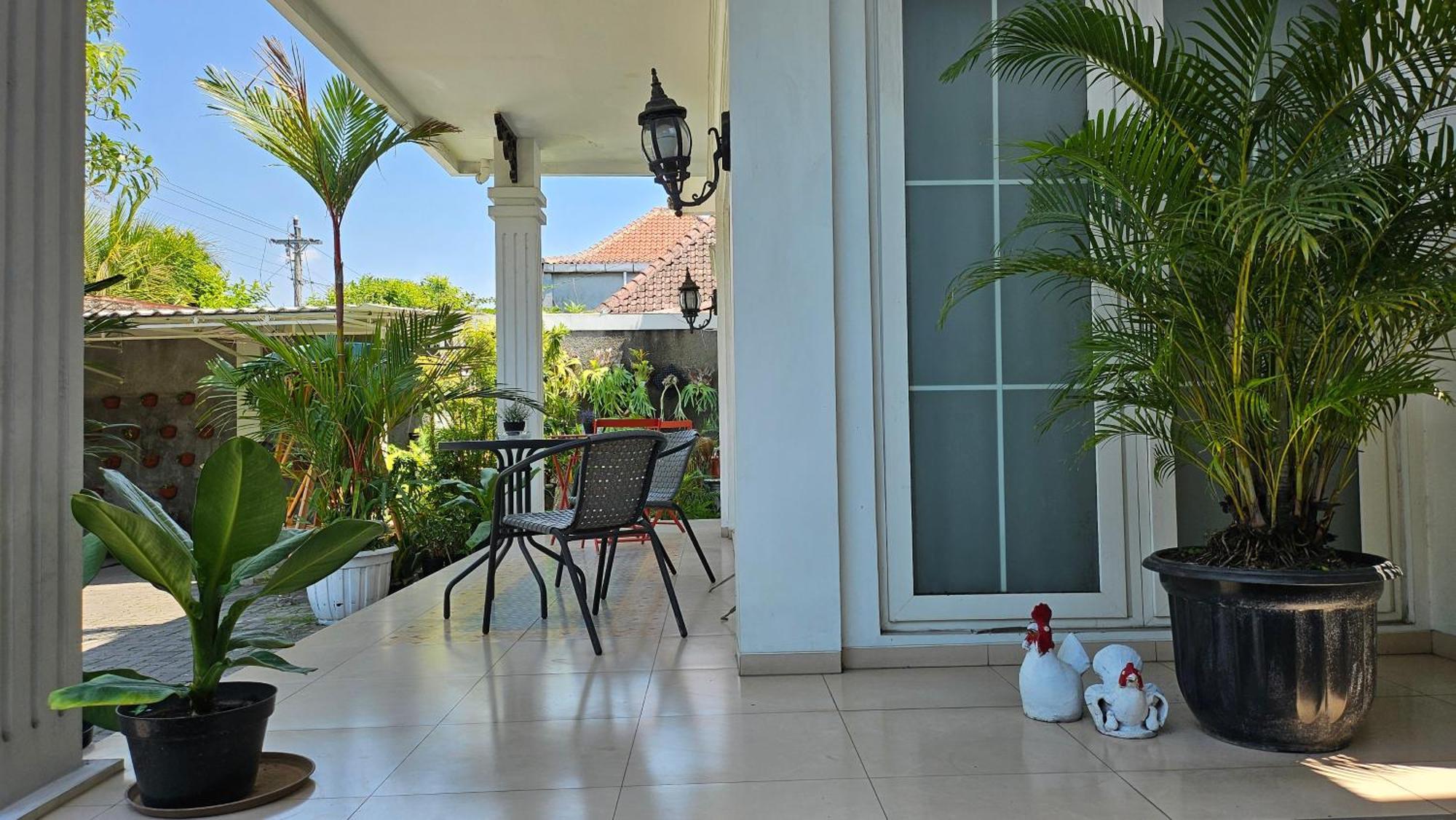 Surokarsan 9 House Yogyakarta 호텔 외부 사진