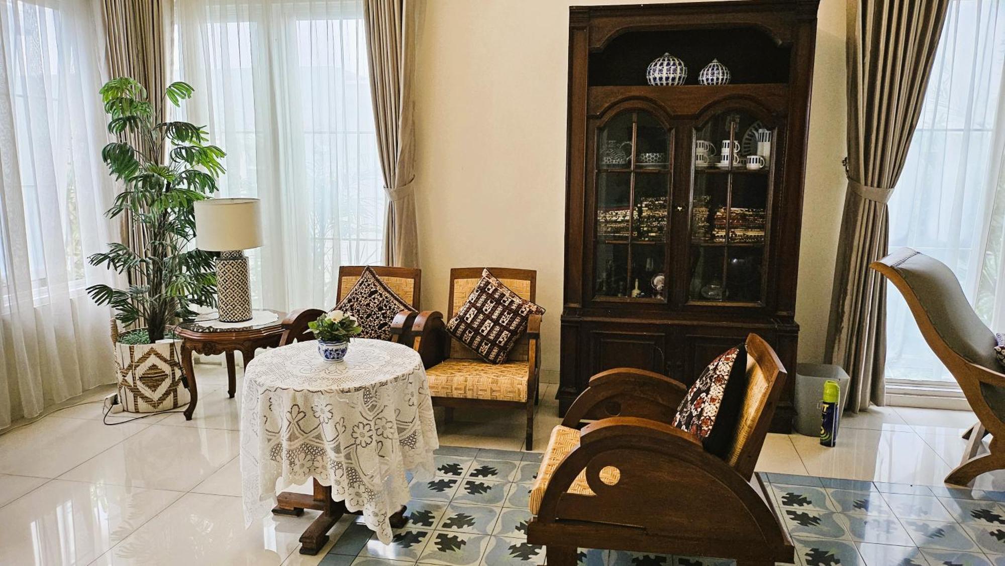 Surokarsan 9 House Yogyakarta 호텔 외부 사진